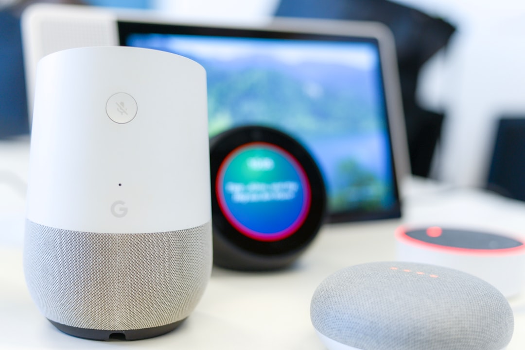 white-and-gray-google-home-p9rzh2-3ick